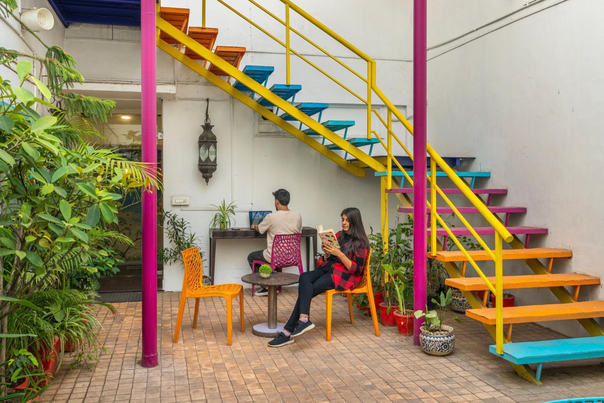 Gostops Delhi New Delhi Exterior foto